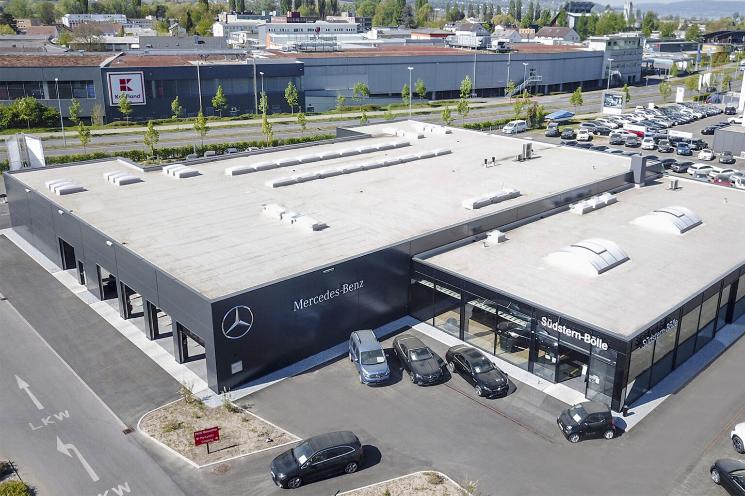 Mercedes Benz Südstern Bölle Donaueschingen www.lange-dach-fassade.de